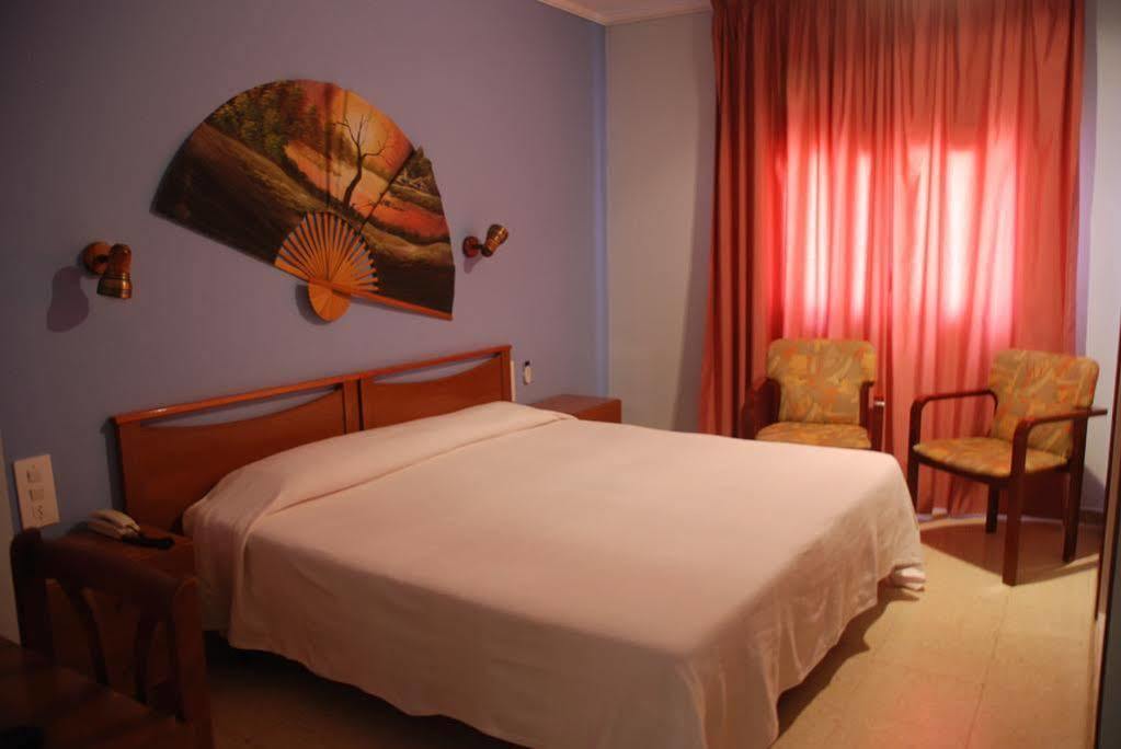Hostal Torras 산트힐라리사캄 외부 사진